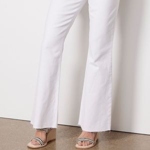 White Kut From The Kloth Stella Boot Cut Flare Raw Hem Jeans